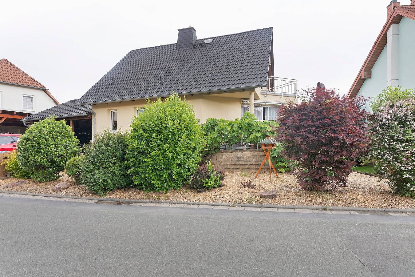 Ferienwohnung 'Sehr Ruhig' mit Privatgarten und Wlan in Pößneck, Saaleland