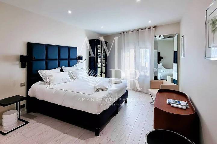 Location de vacances pour 10 personnes dans Port Pierre Canto Cannes - 3