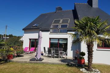 Gîte pour 6 personnes, avec terrasse et jardin, animaux acceptés à Plaintel