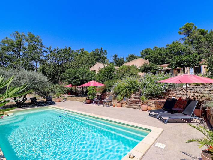 Maison de vacances pour 6 personnes, avec piscine ainsi que jardin et terrasse, animaux acceptés à Flayosc