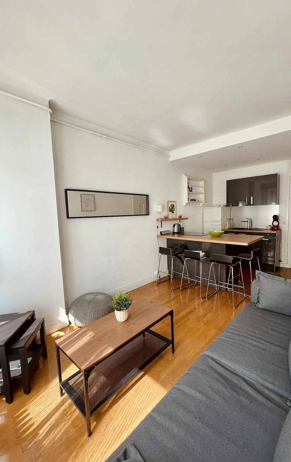 Ganze Wohnung, Ferienwohnung für 2 Personen mit Balkon in Lyon, Rhône