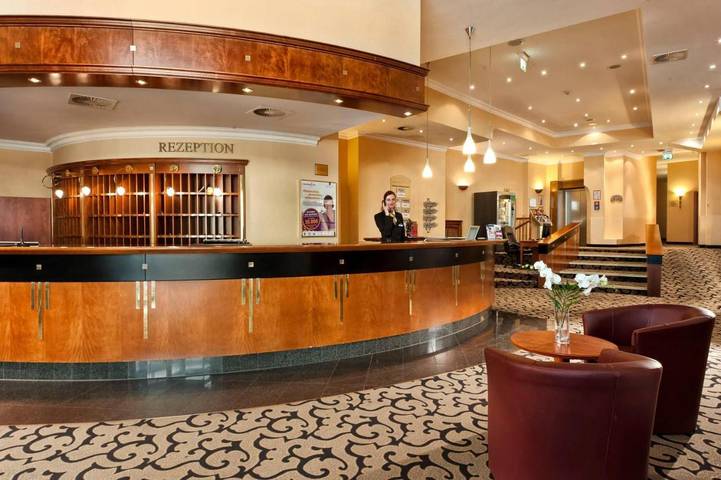 Hotel für 3 Personen, mit Ausblick und Terrasse, mit Haustier in Berliner Mauer - 3