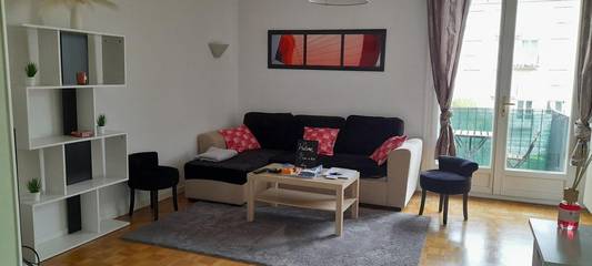 Gîte pour 8 personnes, avec jardin à Le Port-Marly