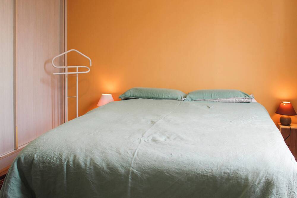 Entire apartment, Bright apartment at the gates of Paris in Villejuif, Val-de-Marne