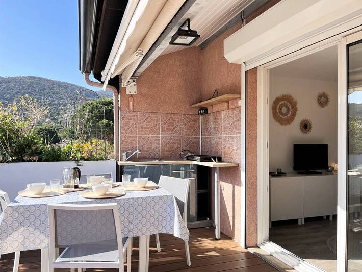 Gîte pour 4 personnes dans Cavalière - 2