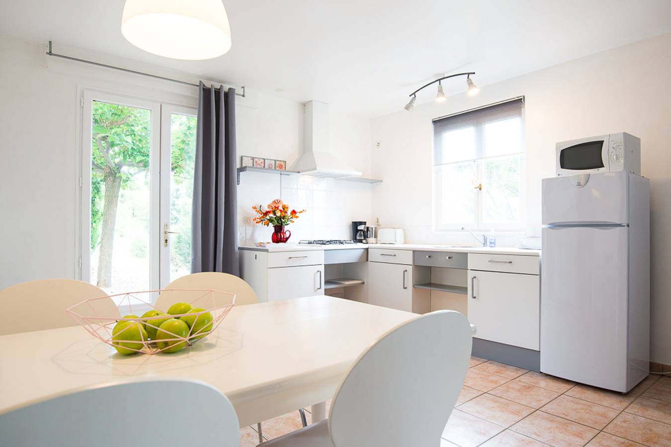 Aux Quatrefeuilles d'Oc  Gîte Romarin in Lodève, Région de Lodève