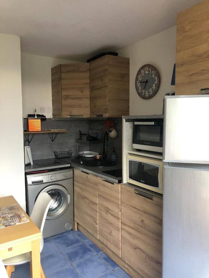 Gîte pour 4 personnes, avec vue ainsi que terrasse et piscine dans Office De Tourisme De Canet En Roussillon - 3