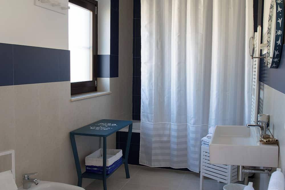 Agriturismo Le Grotte di Sileno . La magia della vera Apulian Experience. in Castellaneta, Provincia di Taranto