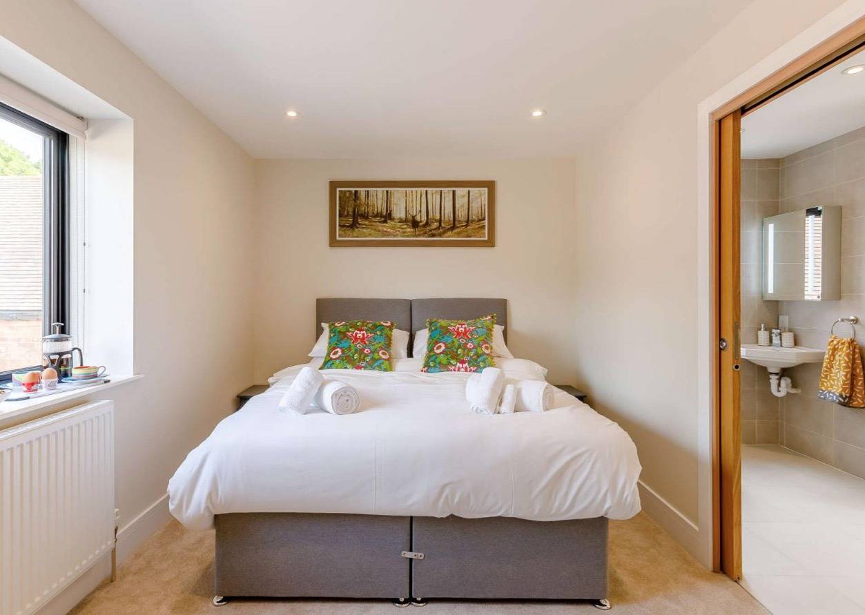 Fully Accessible-Disabled Adapted-Hot Tub-Pets in Warwickshire