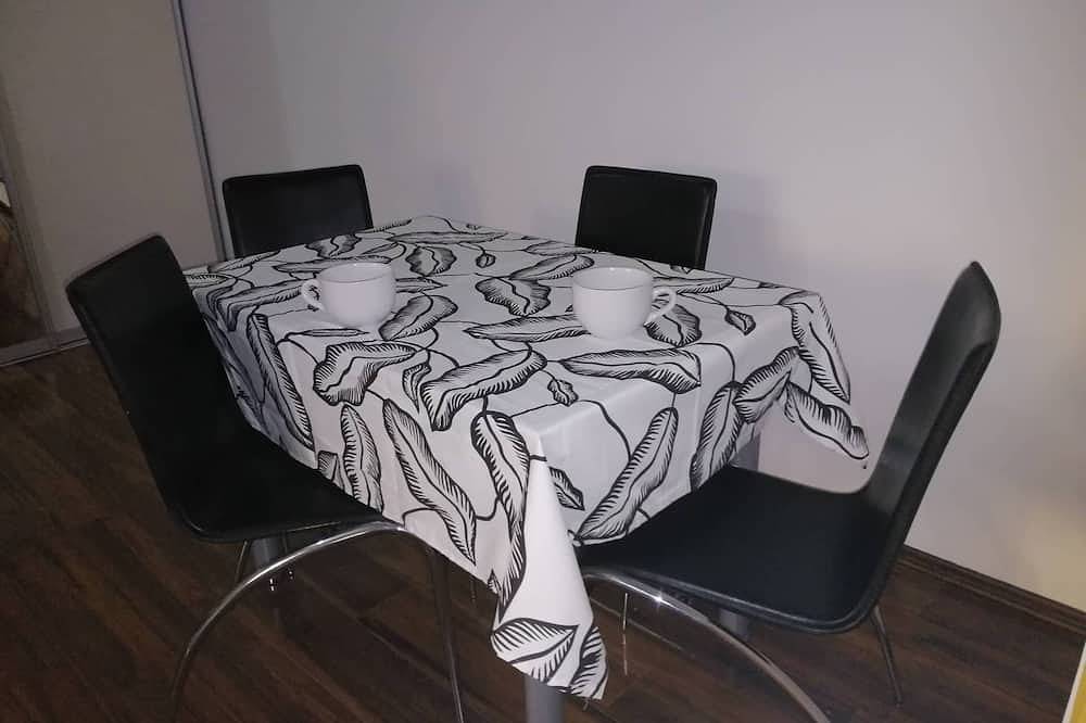 Appartement entier, Yellow Apartment in Podgorica, Municipalité de Podgorica