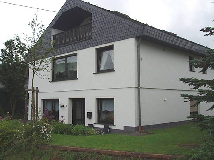 Ferienwohnung für 4 Personen, mit Terrasse und Garten in Oberstadtfeld