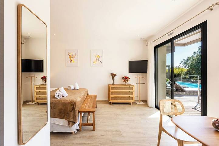 Location de vacances pour 12 personnes, avec jardin dans Plage Cala Rossa - 4