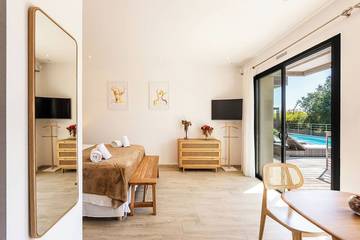 Villa pour 12 Personnes dans Cala Rossa, Lecci, Photo 3