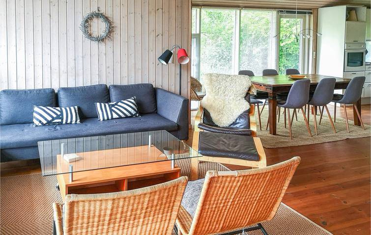 Ferienhaus für 8 Personen mit Terrasse in Vordingborg und Umgebung