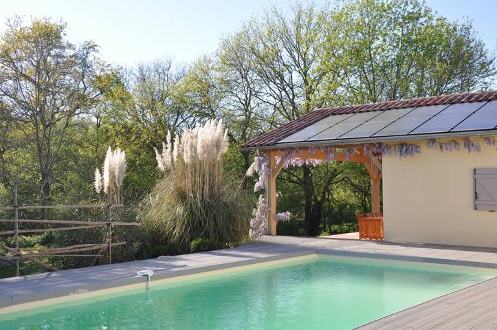 Gîte pour 6 personnes, avec piscine