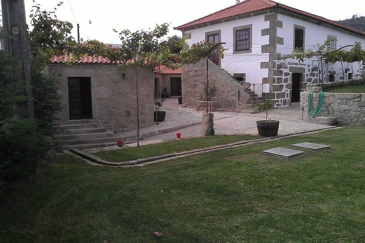 Gîte pour 4 personnes, avec jardin