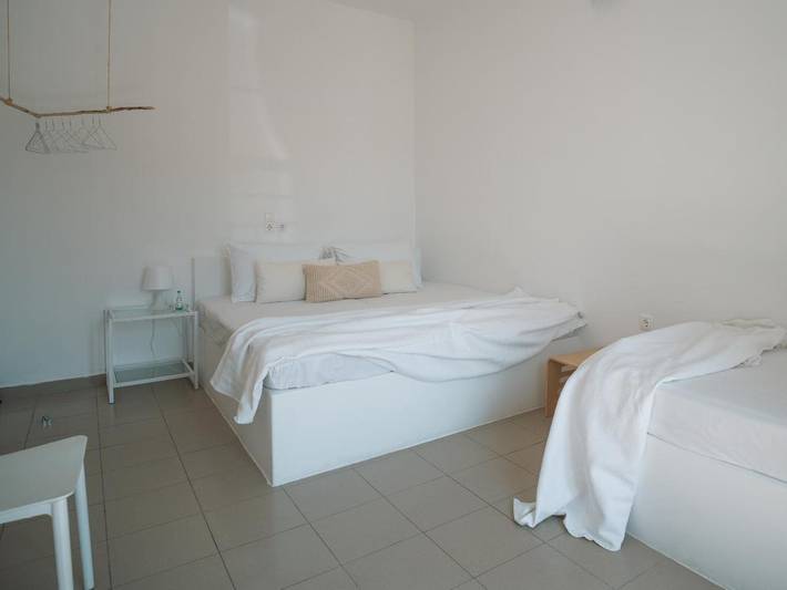 Maison d’hôte pour 2 personnes, avec jardin et balcon dans Syros - 4