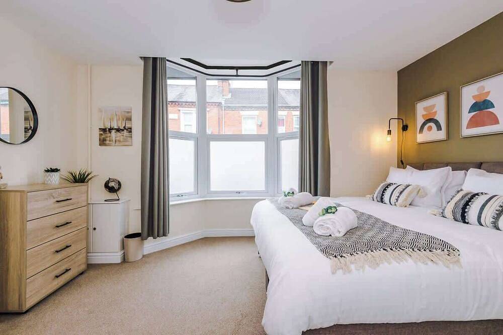 Modern apartment Perfect for Business Sleeps 4 in Crewe, Cheshire East