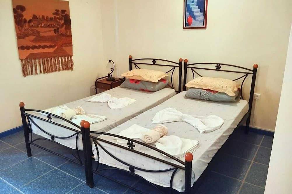 Ganze Wohnung, Romantic flat on the beach in Agia Pelagia (Kythira), Kythira