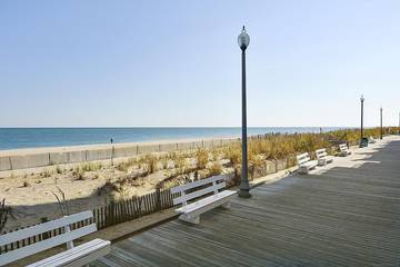 Vacation Apartment for 6 Guests in Rehoboth Beach, Delaware, Picture 2