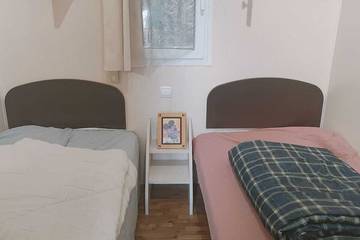 Camping pour 4 Personnes dans Gassin, Région de Draguignan, Photo 1