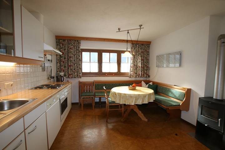 Bauernhof für 4 Personen, mit Garten und Terrasse sowie Ausblick, kinderfreundlich in Wildschönau - 2