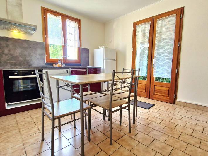Charmantes Schleusenwärterhaus mit Garten, ideal zum Angeln und Wandern in Châtillon-en-Bazois, Nièvre