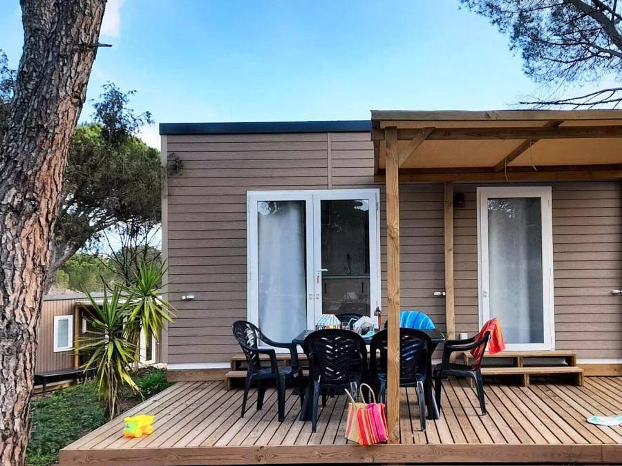 Camping Tikayan Les Cigales - Mobile home 6 persons - Colorado Standard 3 Rooms 4/6 People Air-conditioned + Tv in Le Muy, Mediterranean Coast (France)