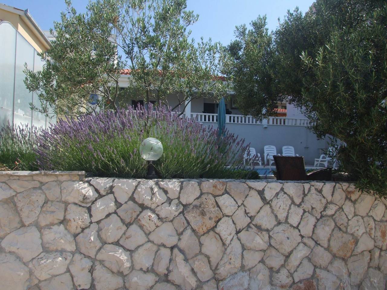 Schönes Haus in Sevid mit Gemeinschaftspool in Sevid, Split-Dalmatië