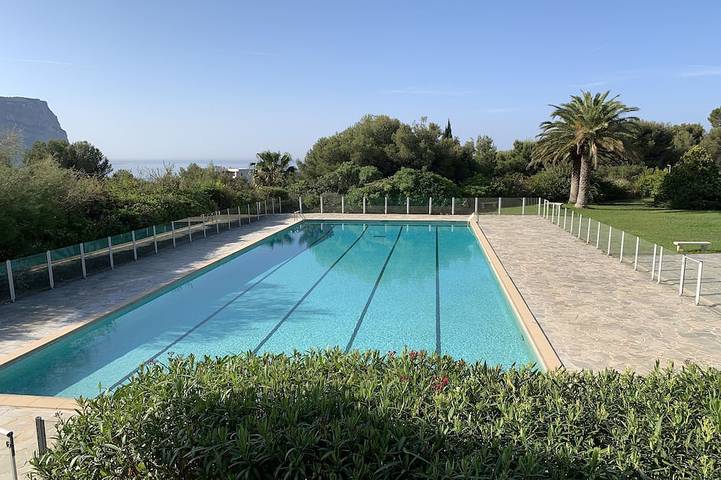 Ferienwohnung für 4 Personen, mit Pool und Terrasse in Cassis