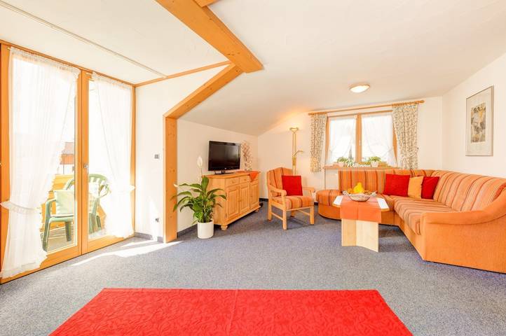 Ferienwohnung für 2 Personen, mit Balkon und Garten sowie Ausblick in Rubi