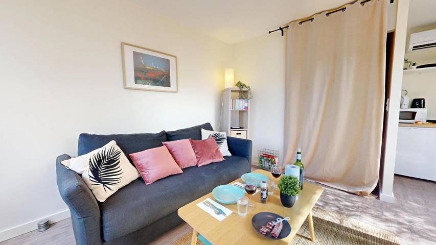 Gîte pour 2 personnes, avec terrasse, animaux acceptés à Gragnague - 3