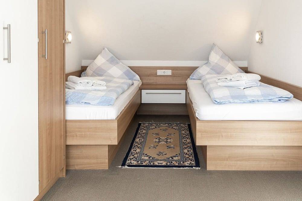 Entire apartment, Family-friendly vacation apartment with garden in quiet Ostdorf in Juist