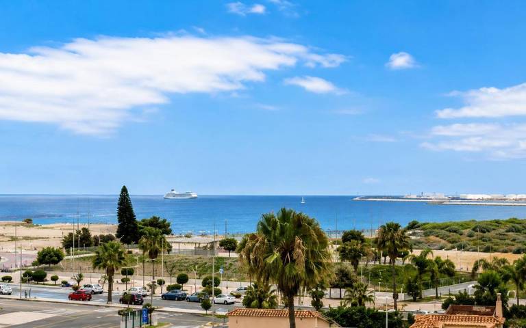 Apartamento para 5 personas, con Balcón y Terraza además de Piscina y Vistas en Torrenueva Costa
