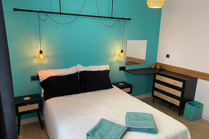 Location de vacances pour 10 personnes, avec jacuzzi et piscine à Cusset - 2