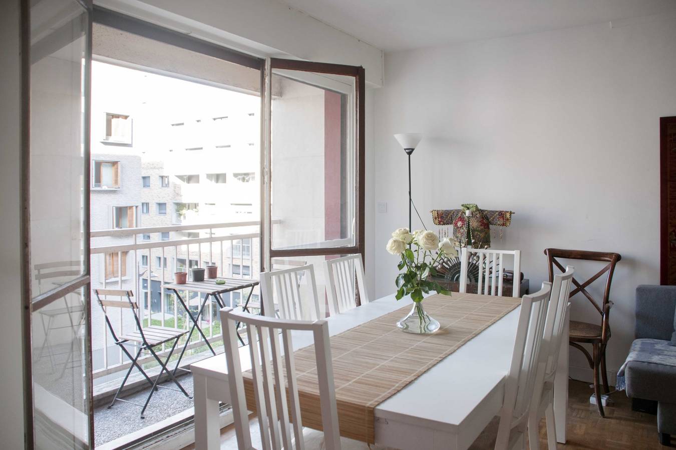 Entire studio, Modern T3 with Eiffel Tower view in Paris, Ile de France