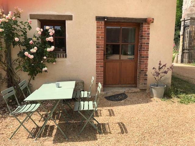 Chambre d’hôte pour 3 personnes, avec Balcon et Terrasse ainsi que Jardin et Vue dans Eure-et-Loir - 4