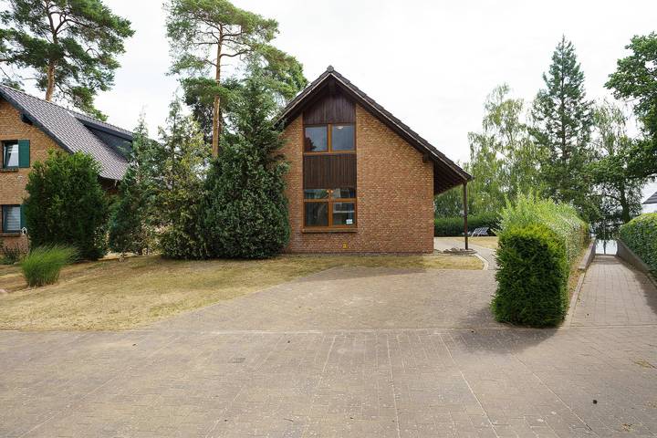 Ferienhaus für 6 Personen, mit Garten und Seeblick in Röbel-Müritz