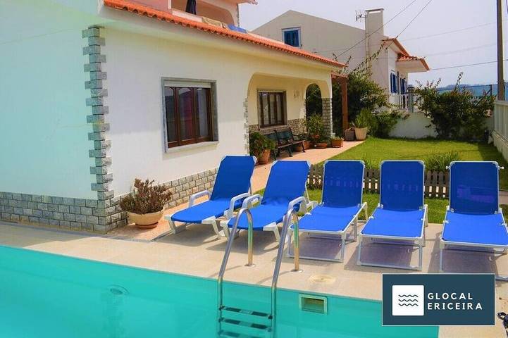 Casa de férias para 8 pessoas, com varanda e jardim em Encarnação