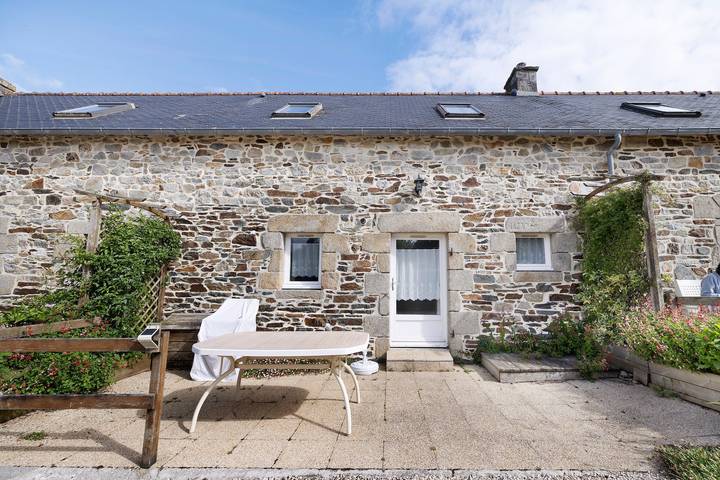 Location de vacances pour 4 personnes dans Plage de Lestrevet