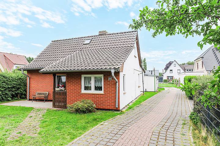 Bungalow für 4 Personen, mit Terrasse in Zingst