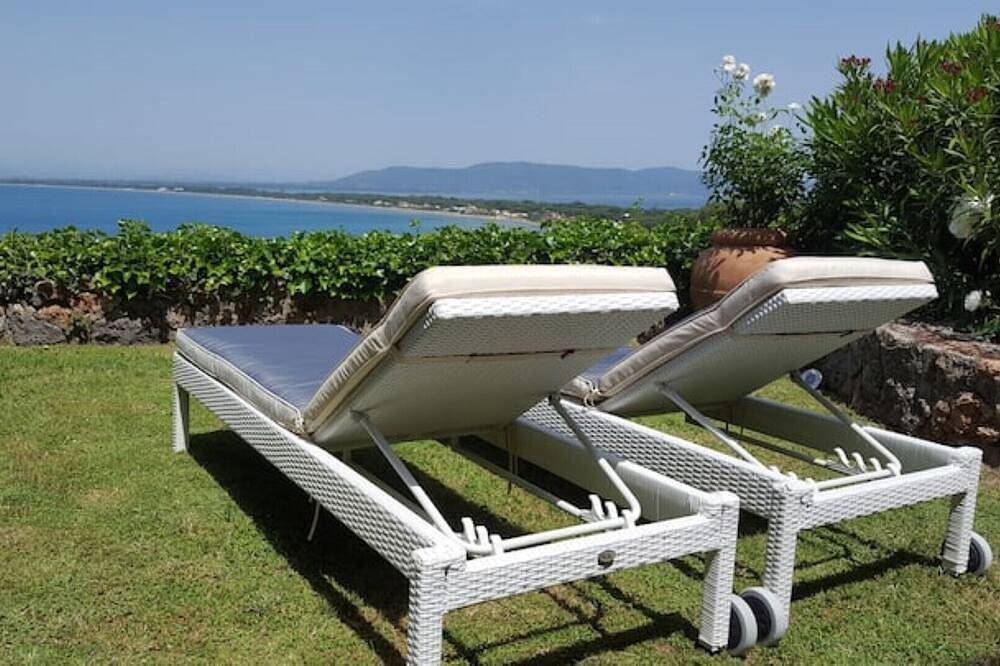 Villa with amazing sea view in Giannella, Grosseto Provinz