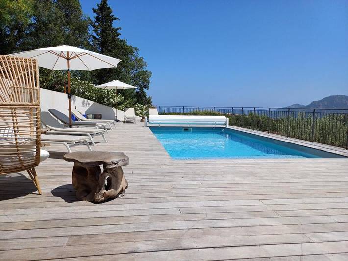Chalet para 6 personas, con jardín además de vistas y piscina, Se admiten mascotas - 1