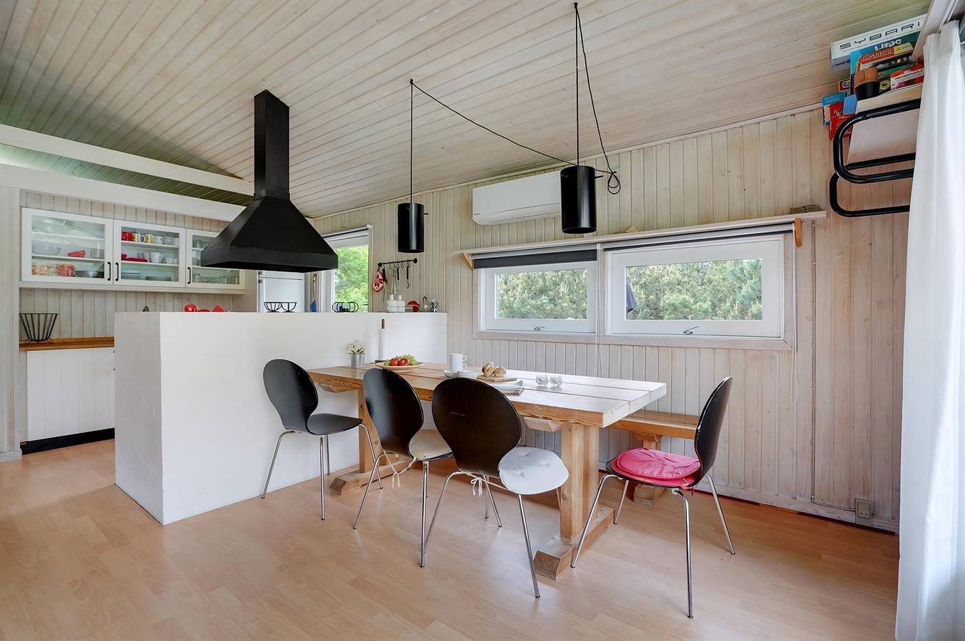 Stunning home in Pandrup w/ 3 Bedrooms in Rødhus, Jammerbugt