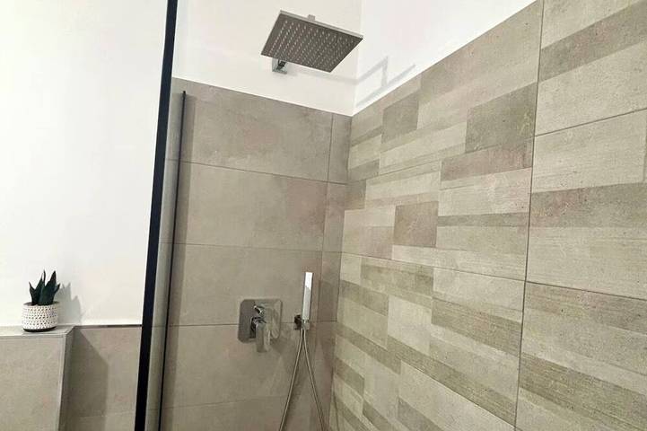 Appartamento intero, A wonderful apartment in fantastic Borgio with parking in Borgio Verezzi, Riviera di Ponente