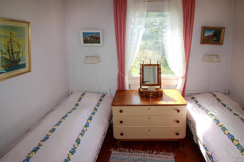 Schönes Haus mit 4 Schlafzimmern in Vikbolandet in Vikbolandet