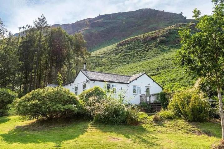 Holiday rental for 2 people, with Terrace and Garden as well as Lake view and View in Borrowdale