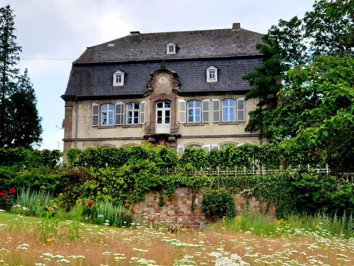 Ganze Ferienwohnung, Ferienwohnung im Wirtschaftstrakt "Jean Huart" in Merzig, Saar-Nahe-Bergland