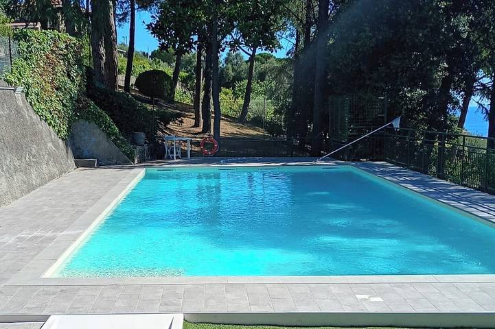 Ferienwohnung für 4 Personen, mit Garten in Bordighera