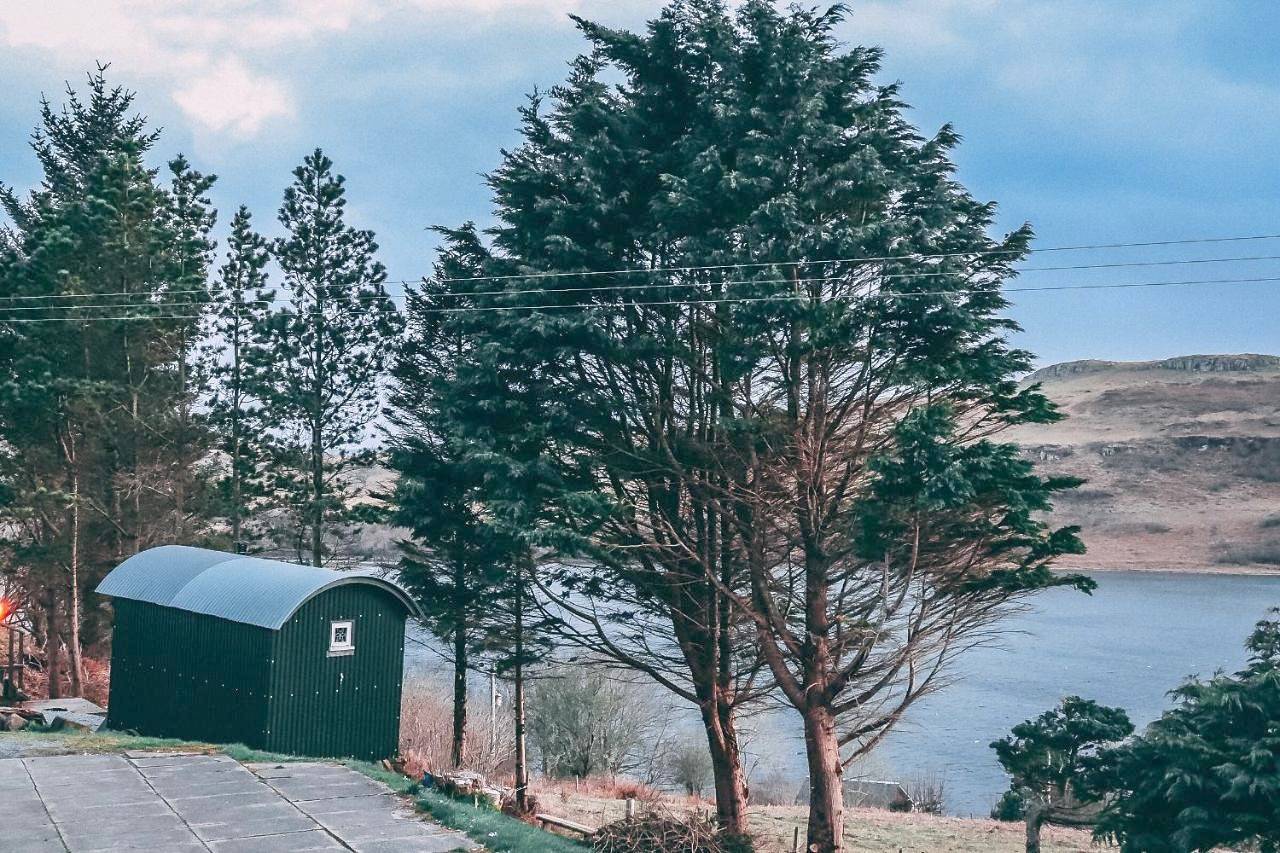 Loch Eyre Shepherd Hut in Highlands